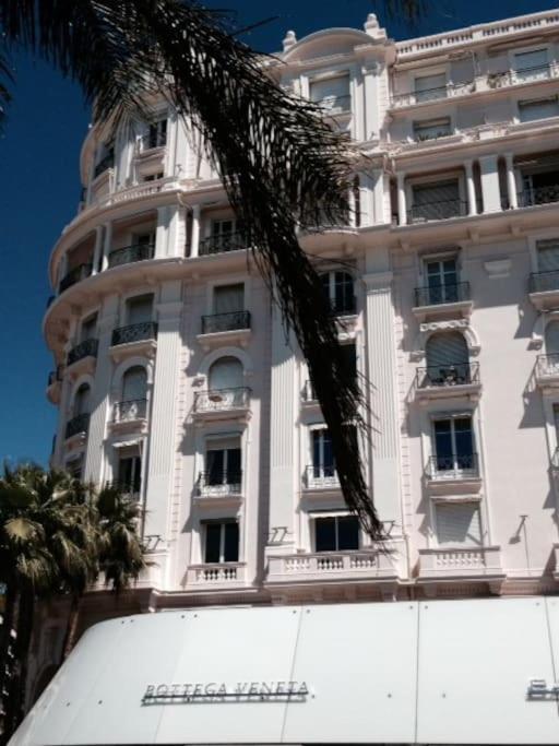 Mythique Miramar Cannes Croisette Terrasse Clim Parking Wifi Exterior photo